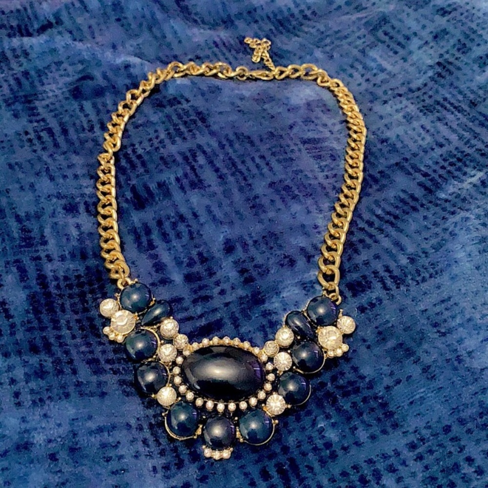 Statement necklace